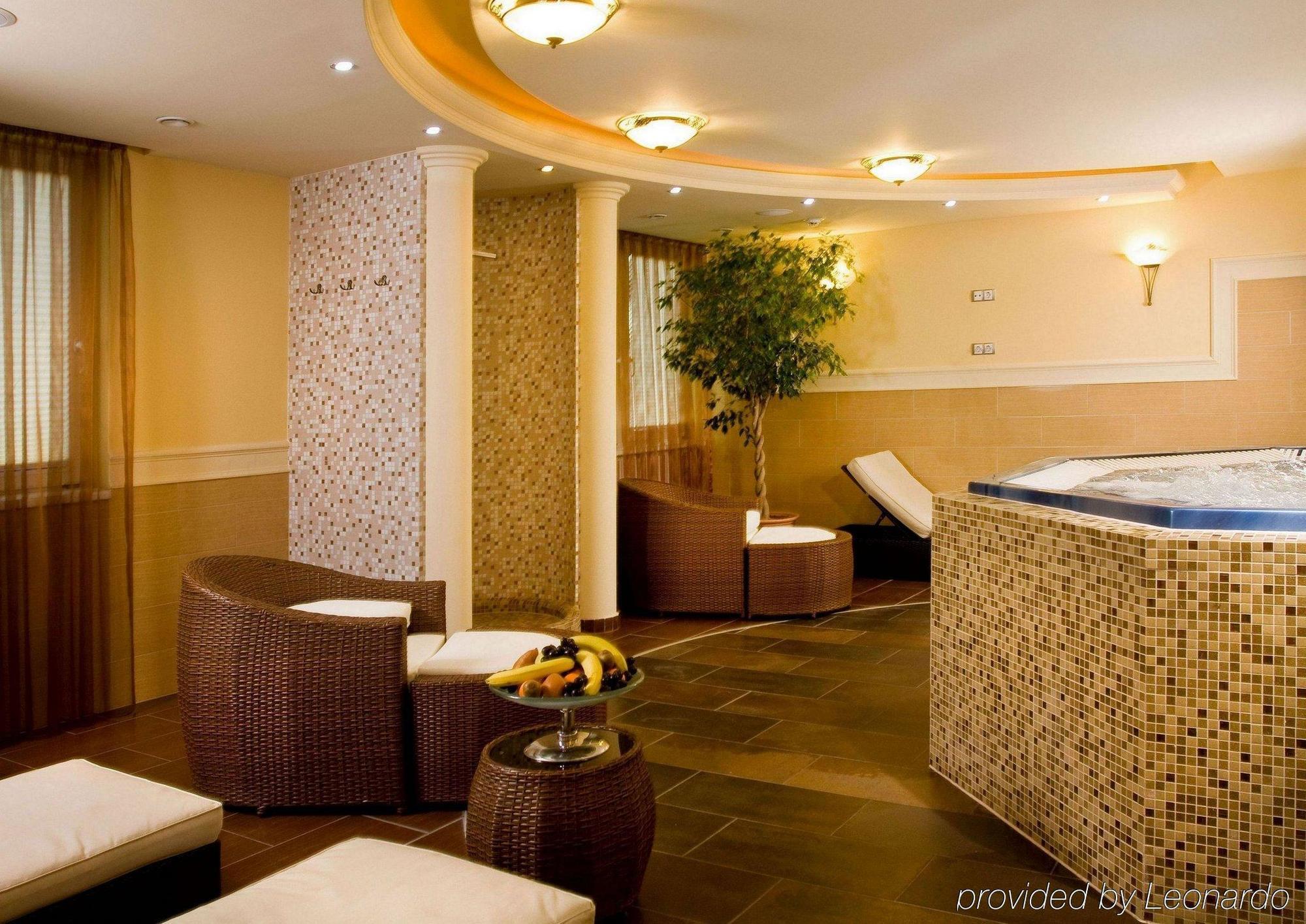 Hotel Kalvaria Superior Győr Faciliteiten foto