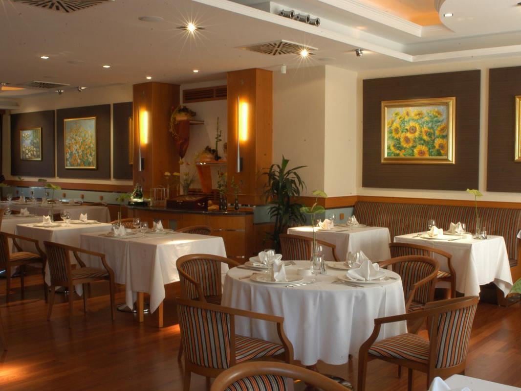 Hotel Kalvaria Superior Győr Restaurant foto