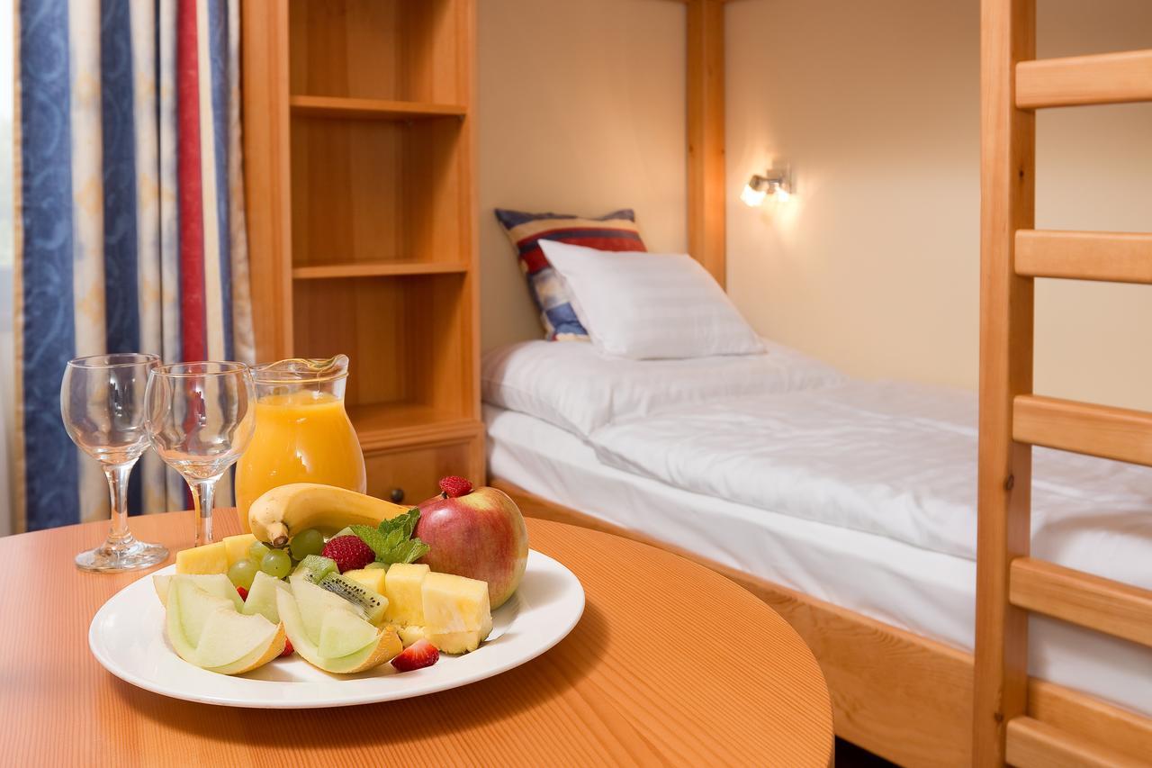 Hotel Kalvaria Superior Győr Buitenkant foto