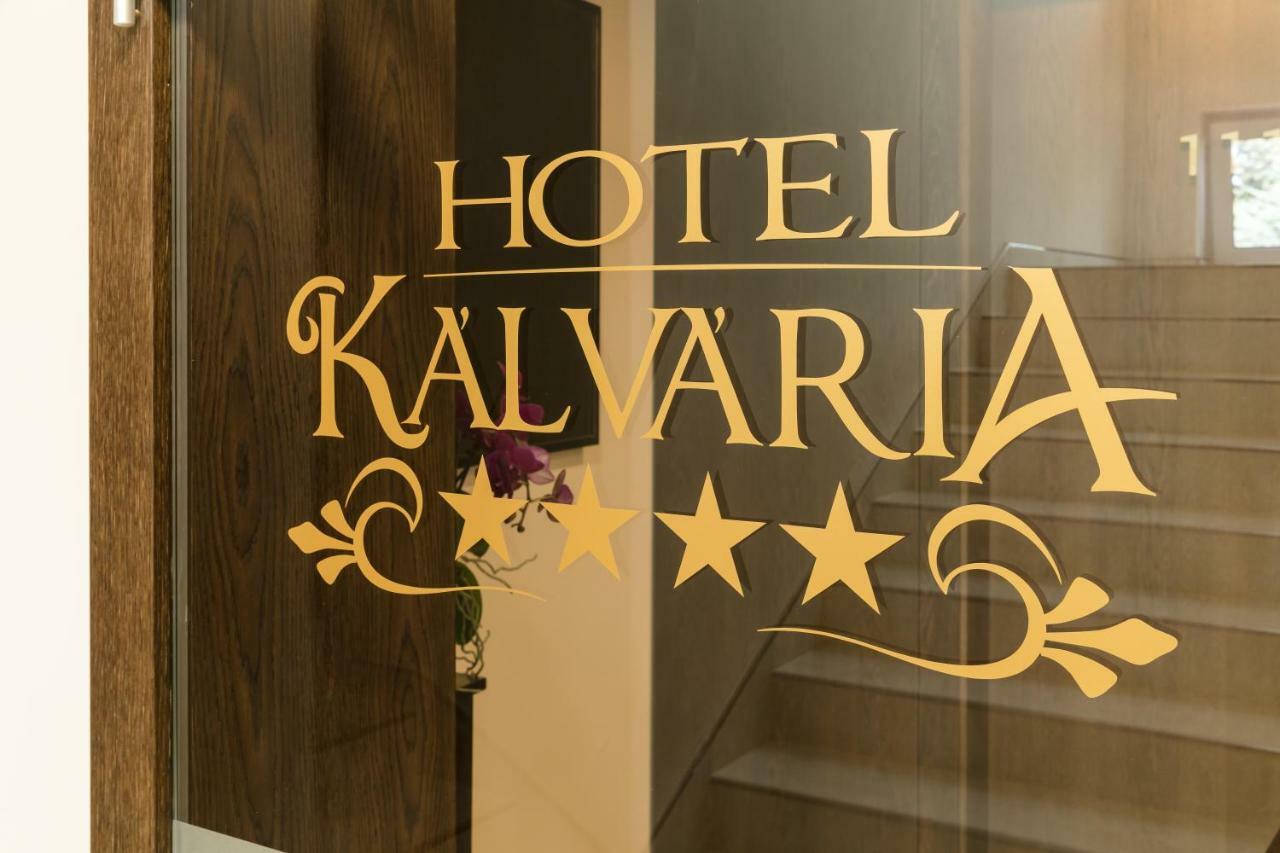 Hotel Kalvaria Superior Győr Buitenkant foto